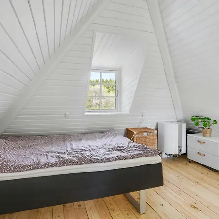 בית נופש Sheena's In The Heart Of Hammer Bakker