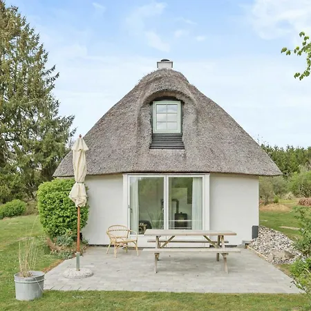 בית נופש Sheena's In The Heart Of Hammer Bakker